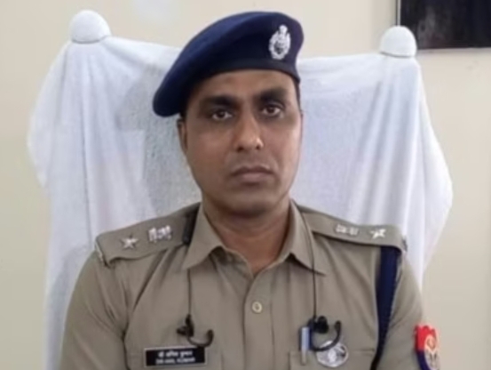 8 साल की सर्विस और 104 एनकाउंटर, जानिए कौन हैं आजमगढ़ क आईपीएस अनिल कुमार