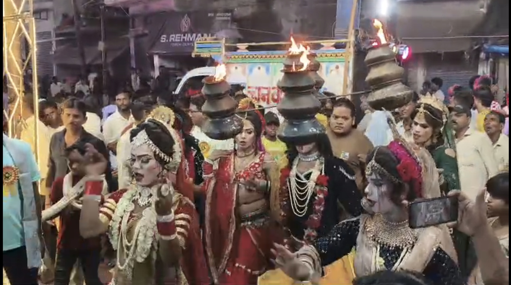 मैनपुरी: भोगांव में मर्यादा पुरुषोत्तम भगवान श्रीराम की बारात धूमधाम से निकली