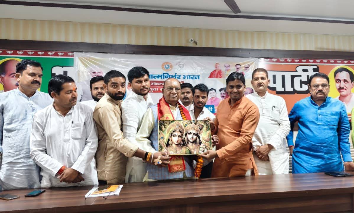 कन्नौज से बड़ी खबर — आत्मनिर्भर भारत संकल्प अभियान के तहत युवा सम्मेलन में शामिल हुए विधायक सुशील शाक्य