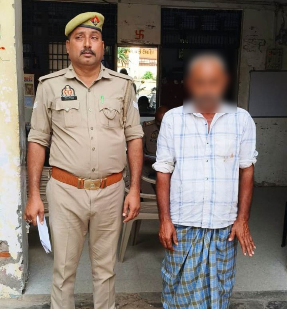 प्रयागराज :थाना फाफामऊ पुलिस टीम द्वारा 01 वारण्टी अभियुक्त गिरफ्तार