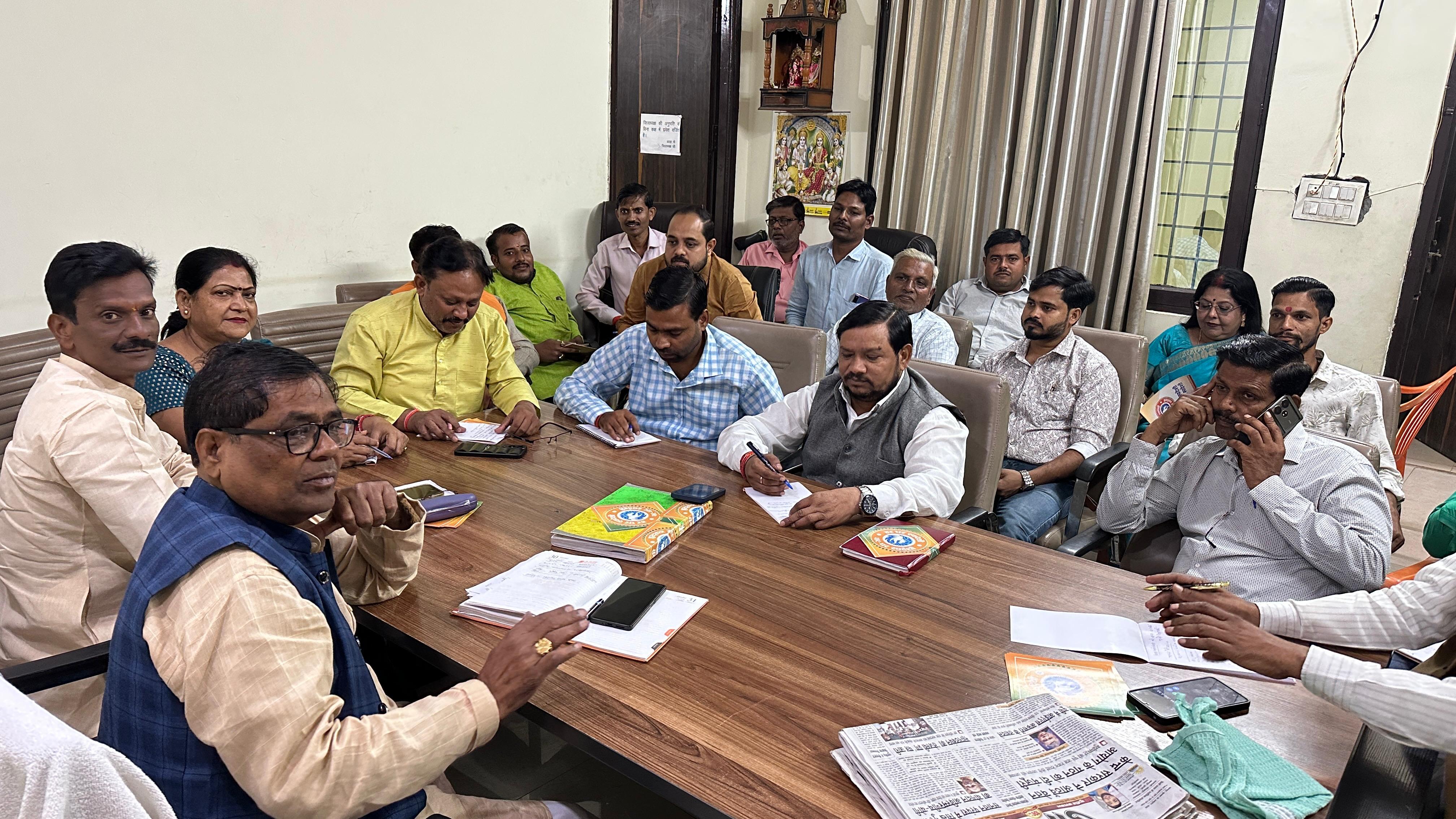 फर्रुखाबादः सरदार पटेल जयंती पर ‘रन फॉर यूनिटी’ कार्यक्रम को सफल बनाने को भाजपा की बैठक सम्पन्न।