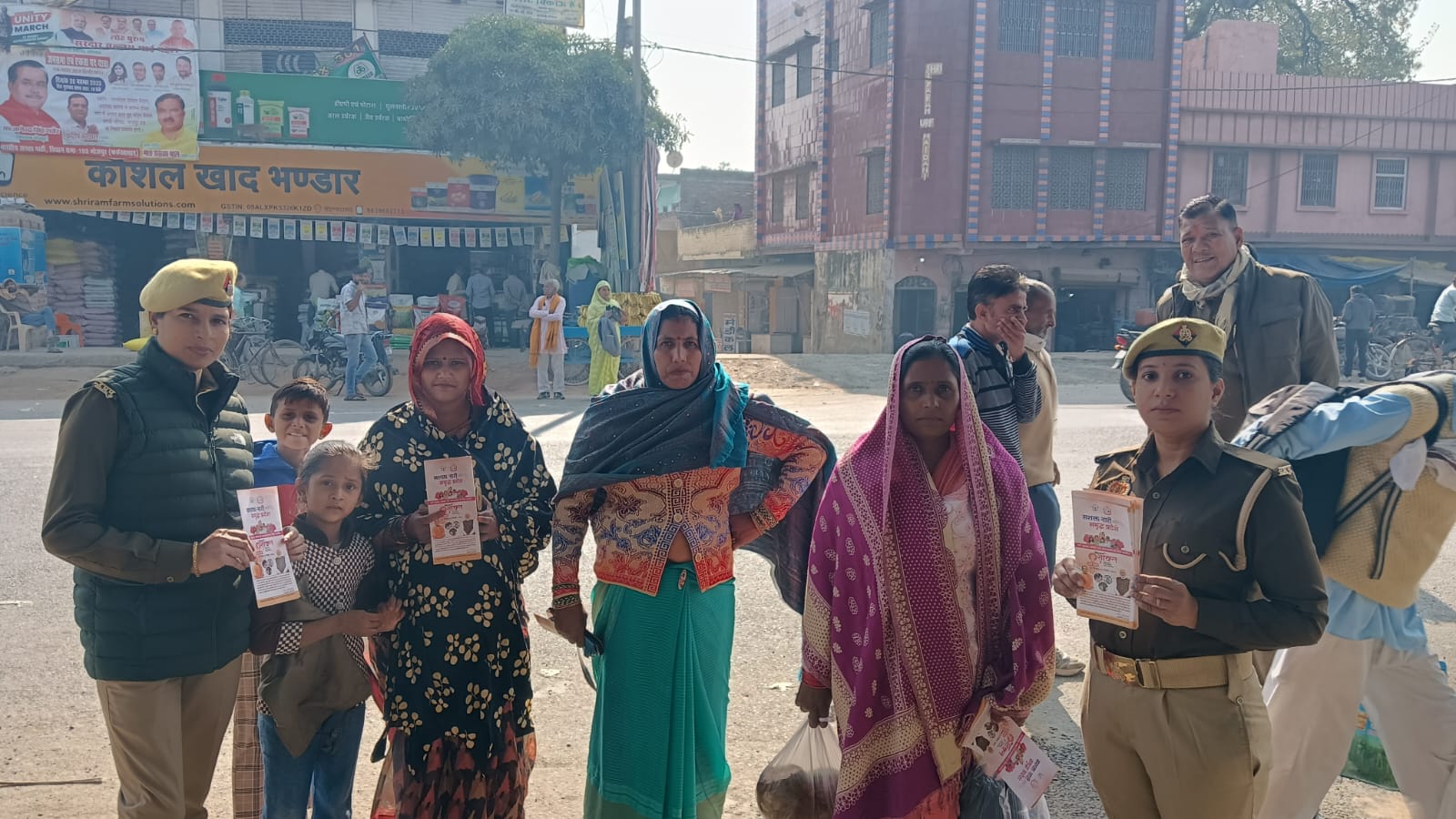 फर्रुखाबाद:कोतवाली मोहम्मदाबाद पुलिस द्वारा मिशन शक्ति 5.0 के तहत जागरूकता कार्यक्रम आयोजित