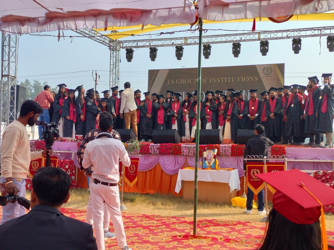 फर्रुखाबाद:मरीज़ों की सेवा को समर्पित एक दशक, श्री बाबू सिंह जय सिंह आयुर्वैदिक मेडिकल कॉलेज एंड हॉस्पिटल मना रहा है दशकीय वर्षगांठ"