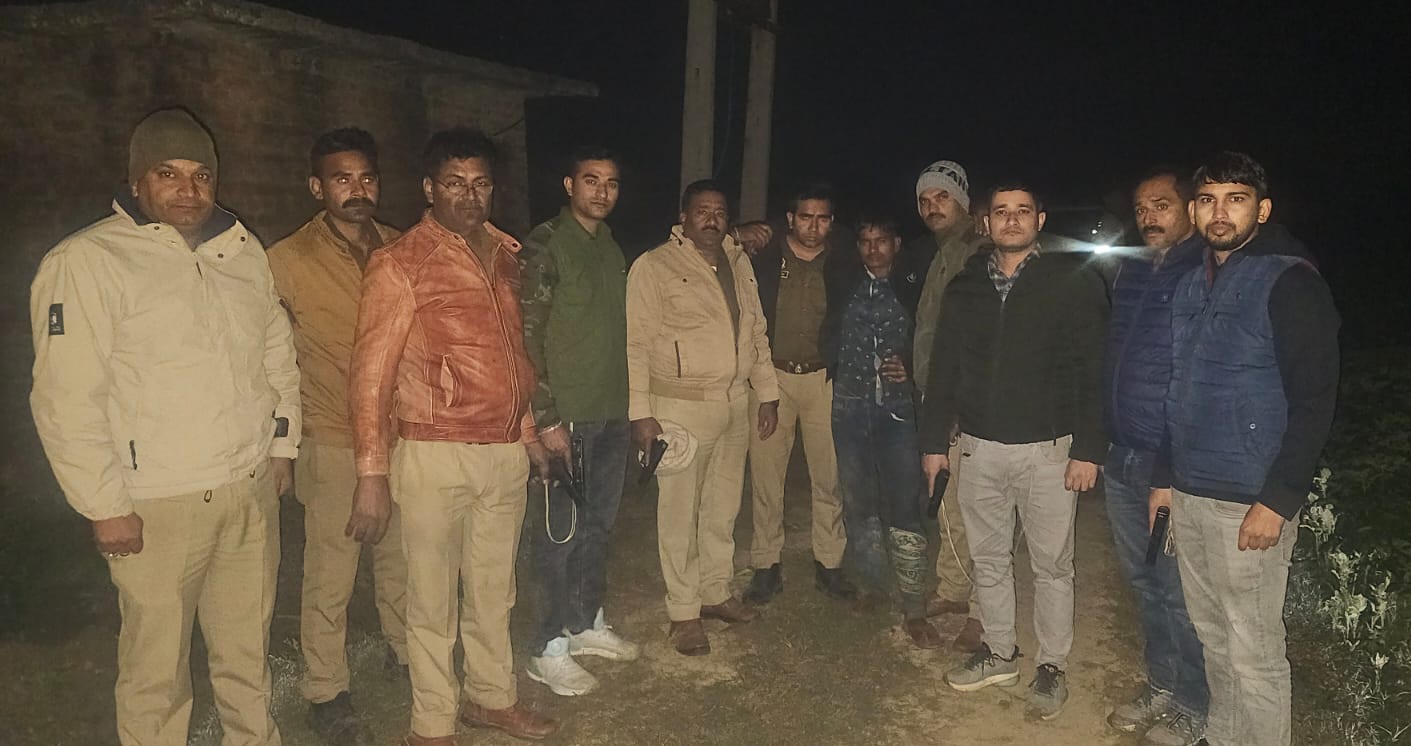 फर्रुखाबाद में पुलिस–बदमाश मुठभेड़: ट्रांसफार्मर तेल चोरी गिरोह का सदस्य घायल, बड़ी मात्रा में तेल बरामद