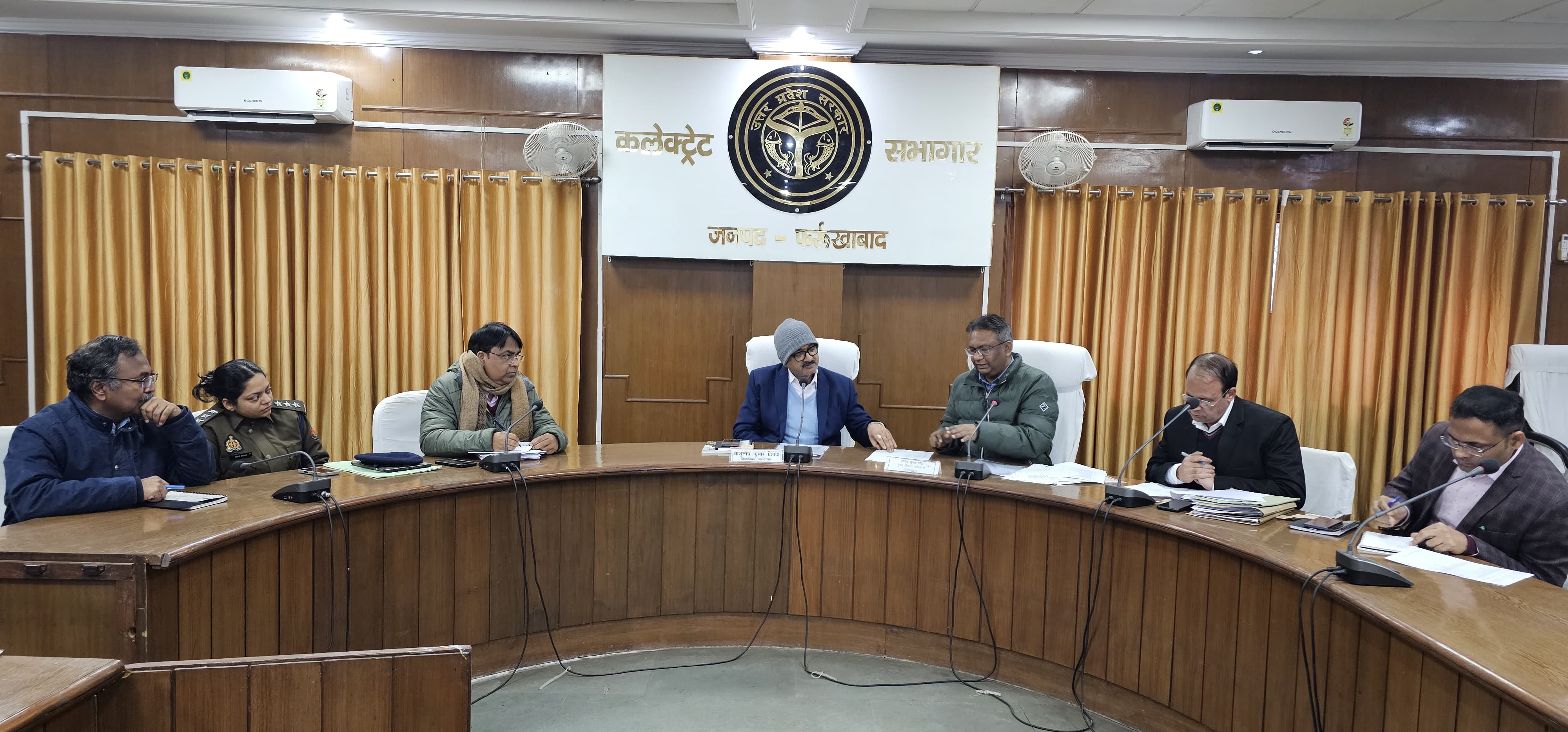 फर्रुखाबाद में IGRS शिकायतों के निस्तारण को लेकर सख्त रुख, लापरवाह अधिकारियों पर कार्रवाई के निर्देश
