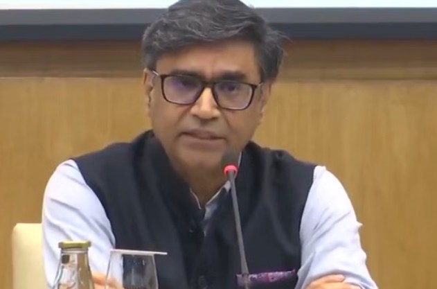 विदेश सचिव ने बताया रूस के साथ कई समझौते हुए साइन