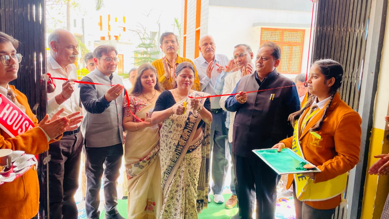 कासगंज:विद्यार्थियों में वैज्ञानिक सोच एवं दृष्टिकोण विकसित कर रहा है जिला विज्ञान क्लब जिला पंचायत अध्यक्ष रत्नेश कश्यप