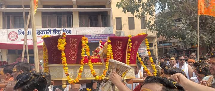 लखीमपुर खीरी : गोला कारिडोर की प्रथम वर्षगांठ पर भव्य शिव पालकी शोभायात्रा बनी यादगार