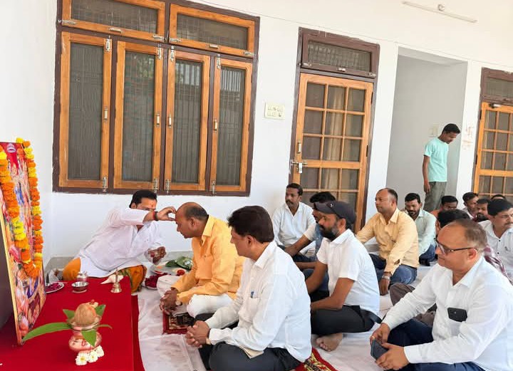 लखीमपुर खीरी : ऐतिहासिक चैती मेला कार्यालय का पालिकाध्यक्ष ने किया उद्घाटन