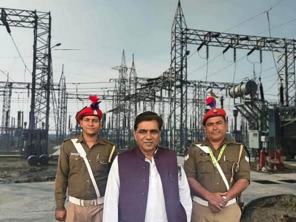 फर्रुखाबाद में बिजली व्यवस्था को लेकर बड़ा प्लान, विधायक मेजर सुनील दत्त द्विवेदी ने पेश किया रोडमैप