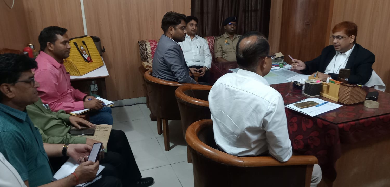 फर्रुखाबाद: राष्ट्रीय लोक अदालत 09 मई को, जिले में 69,384 मामलों के निस्तारण की तैयारी तेज