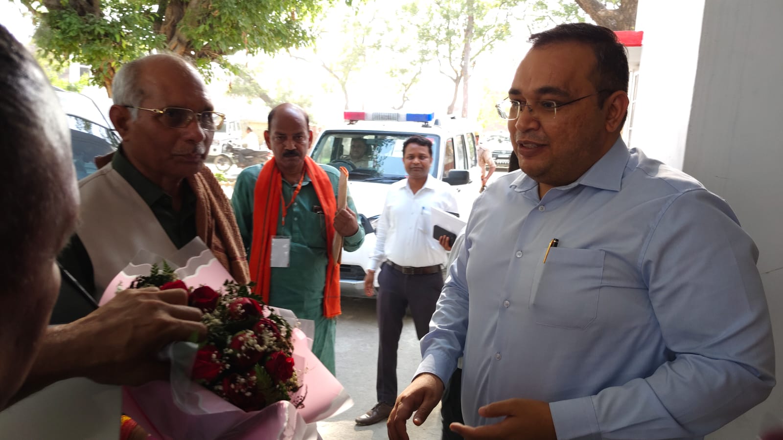 कासगंज :मंत्री धर्मपाल ने गौ संरक्षण पशुपालकों की आय बढ़ाने पर दिया जोर