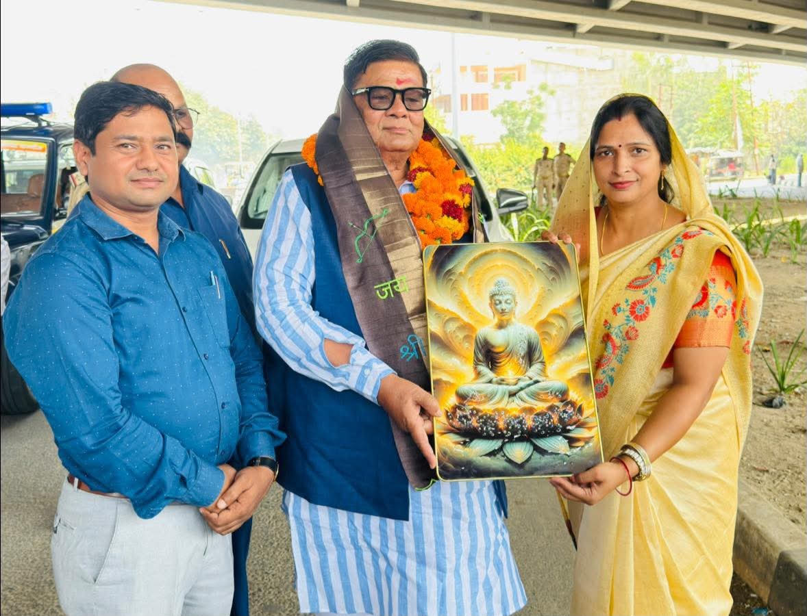 कन्नौज: राज्य मंत्री बनने के बाद जिले में प्रथम आगमन पर कैलाश सिंह राजपूत का भव्य स्वागत