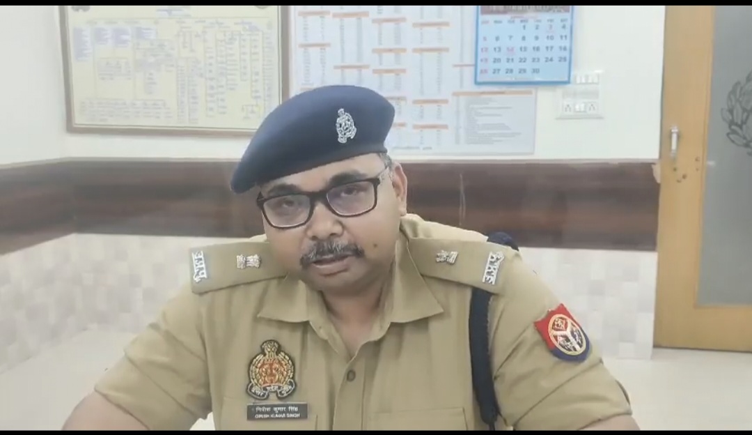 फर्रुखाबाद में नए अपर पुलिस अधीक्षक ने संभाला कार्यभार, अरुण कुमार सिंह का लखनऊ तबादला