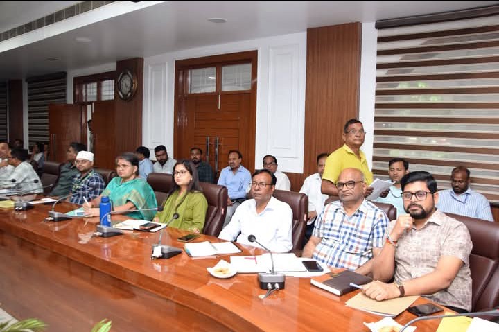 लखीमपुर खीरी : डिजिटल जनगणना-2027 का बिगुल घर बैठे भरें फॉर्म, 21 मई तक स्व-गणना का मौका
