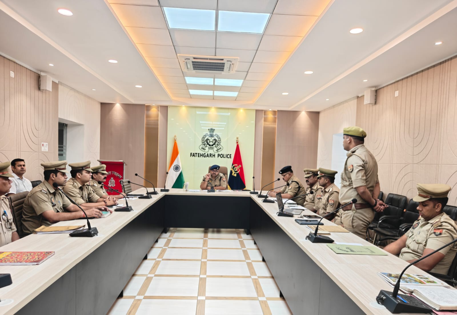 फर्रुखाबाद:महिला अपराध एवं गुमशुदगी मामलों की समीक्षा, अपर पुलिस अधीक्षक ने दिए शीघ्र निस्तारण के निर्देश