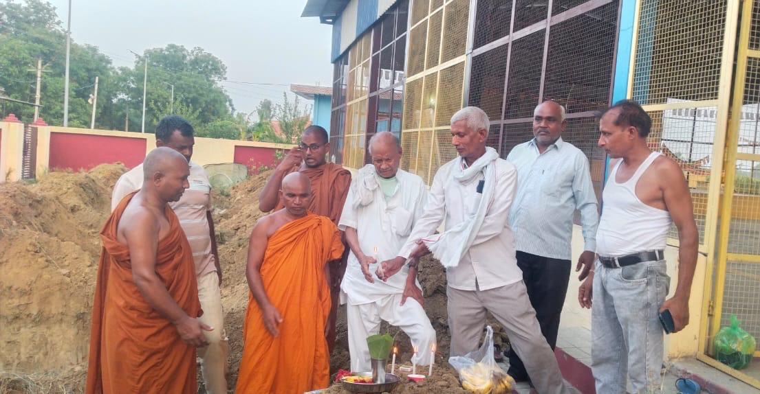 फर्रुखाबाद:संकिसा में 1.13 करोड़ की लागत से बनेगा आधुनिक बुद्ध विहार परिसर, आठ कमरों का हुआ शिलान्यास