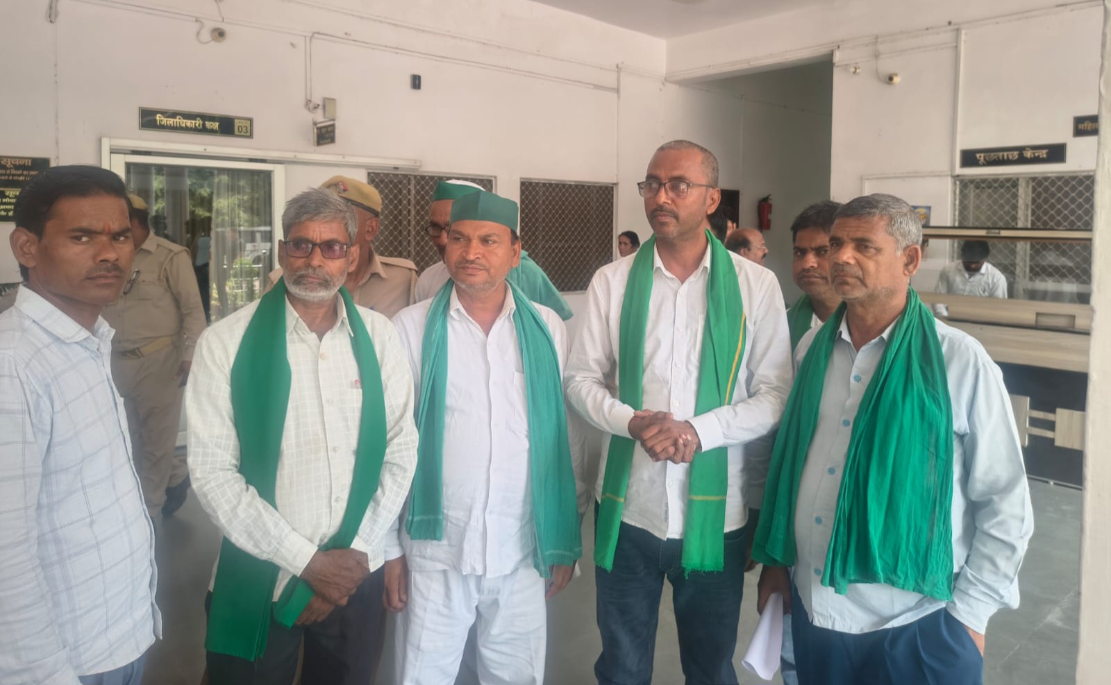 फर्रुखाबाद लिंक एक्सप्रेसवे भूमि विवाद: भाकियू टिकैत ने कोटेदार बहाली और एसडीएम हटाने की मांग