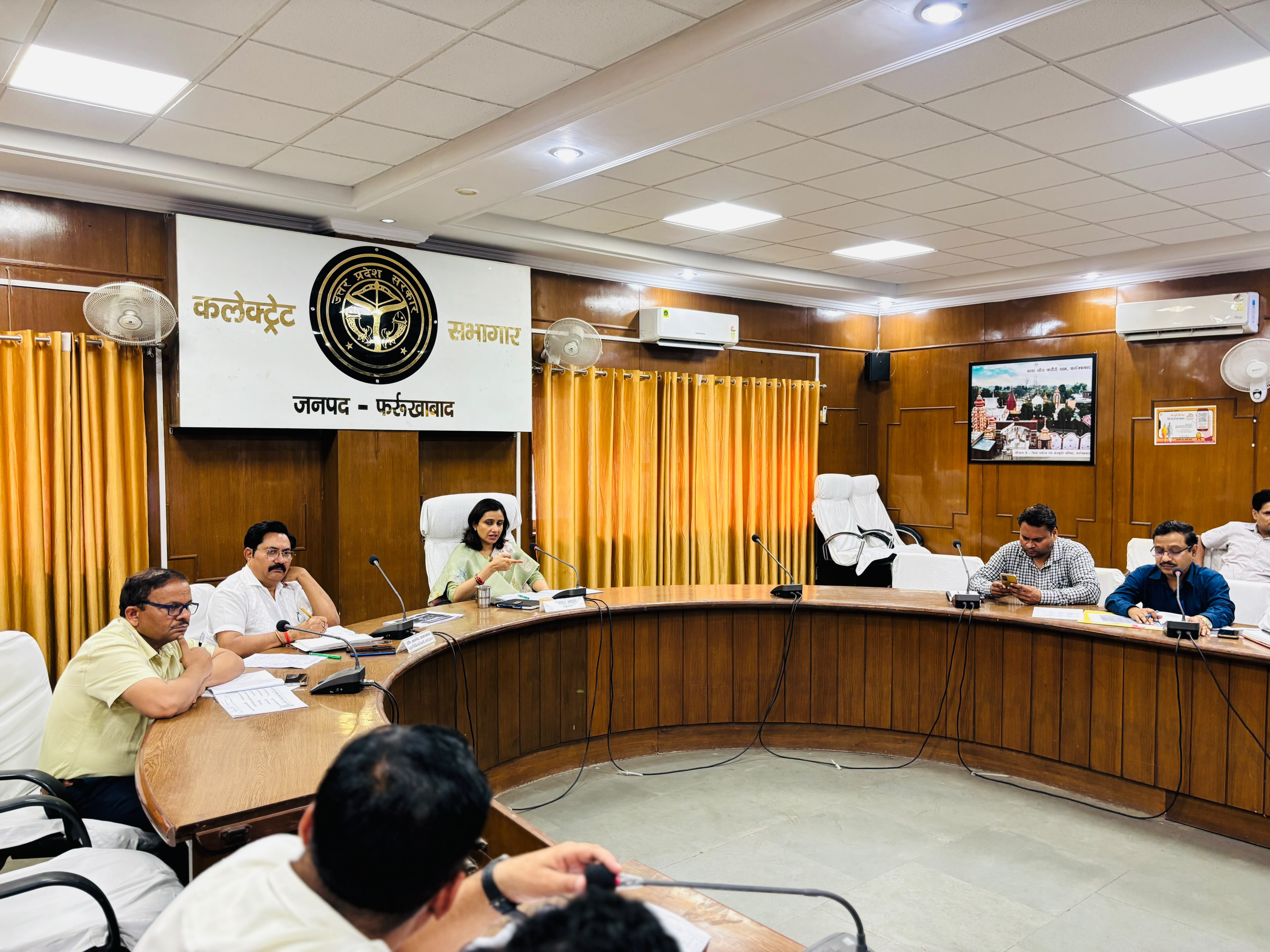 फर्रुखाबाद को कुपोषण मुक्त बनाने पर जोर: हीमोग्लोबिन 11 से अधिक होने पर ही एनआरसी से मिले डिस्चार्ज – डीएम