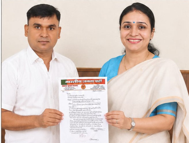 फर्रुखाबाद:शमशाबाद से दिल्ली के लिए तीन नए बस रूट शुरू कराने की मांग, सभासद जितेन्द्र शाक्य ने विधायक को लिखा पत्र