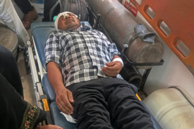 हरदोई : जिले के वरिष्ठ पत्रकार विनोद कुमार कुशवाहा पर किया गया हमला , पत्रकार हुए गंभीर रूप से घायल
