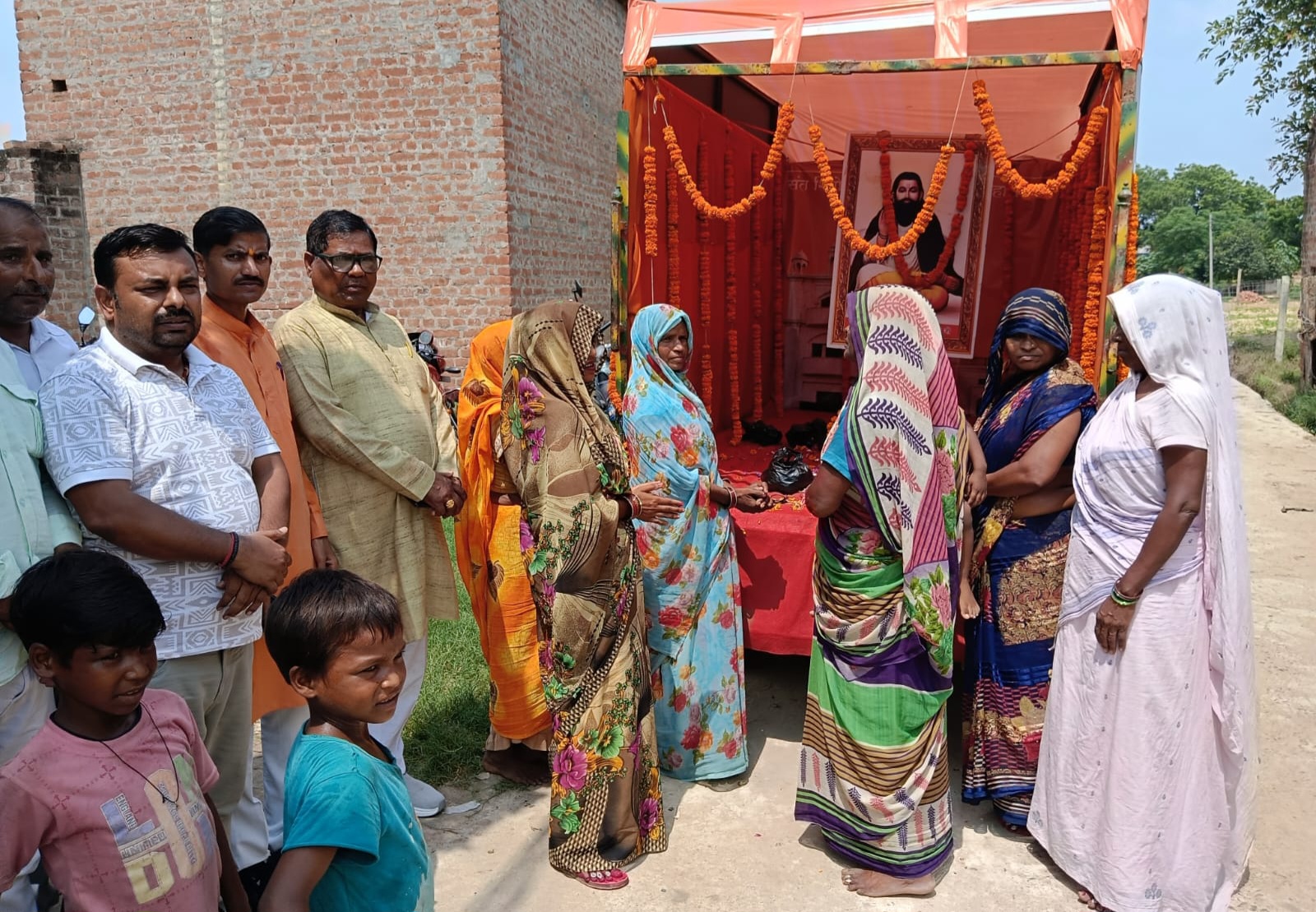 फर्रुखाबाद:संत रविदास जयंती पर निकली कलश बंधन यात्रा, सामाजिक समरसता का दिया संदेश