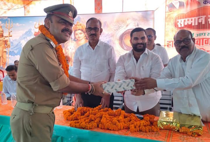 लखीमपुर खीरी : गोला सावन मेले के सफल समापन पर सम्मान समारोह का हुआ आयोजन