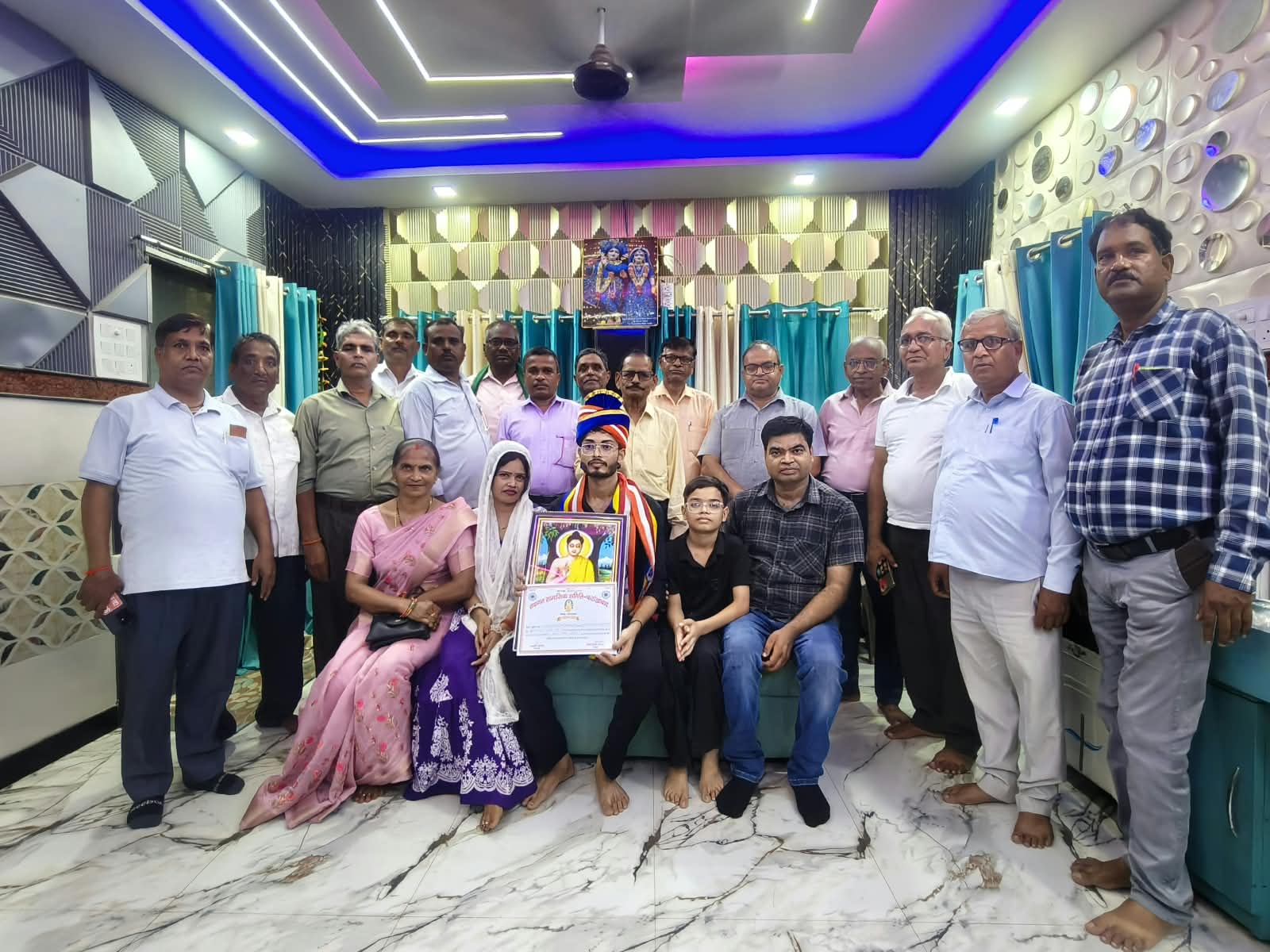 फर्रुखाबाद:एमबीबीएस में चयन पर वेदांश शाक्य का TSS ने किया सम्मान, पदाधिकारियों ने दी उज्ज्वल भविष्य की शुभकामनाएं
