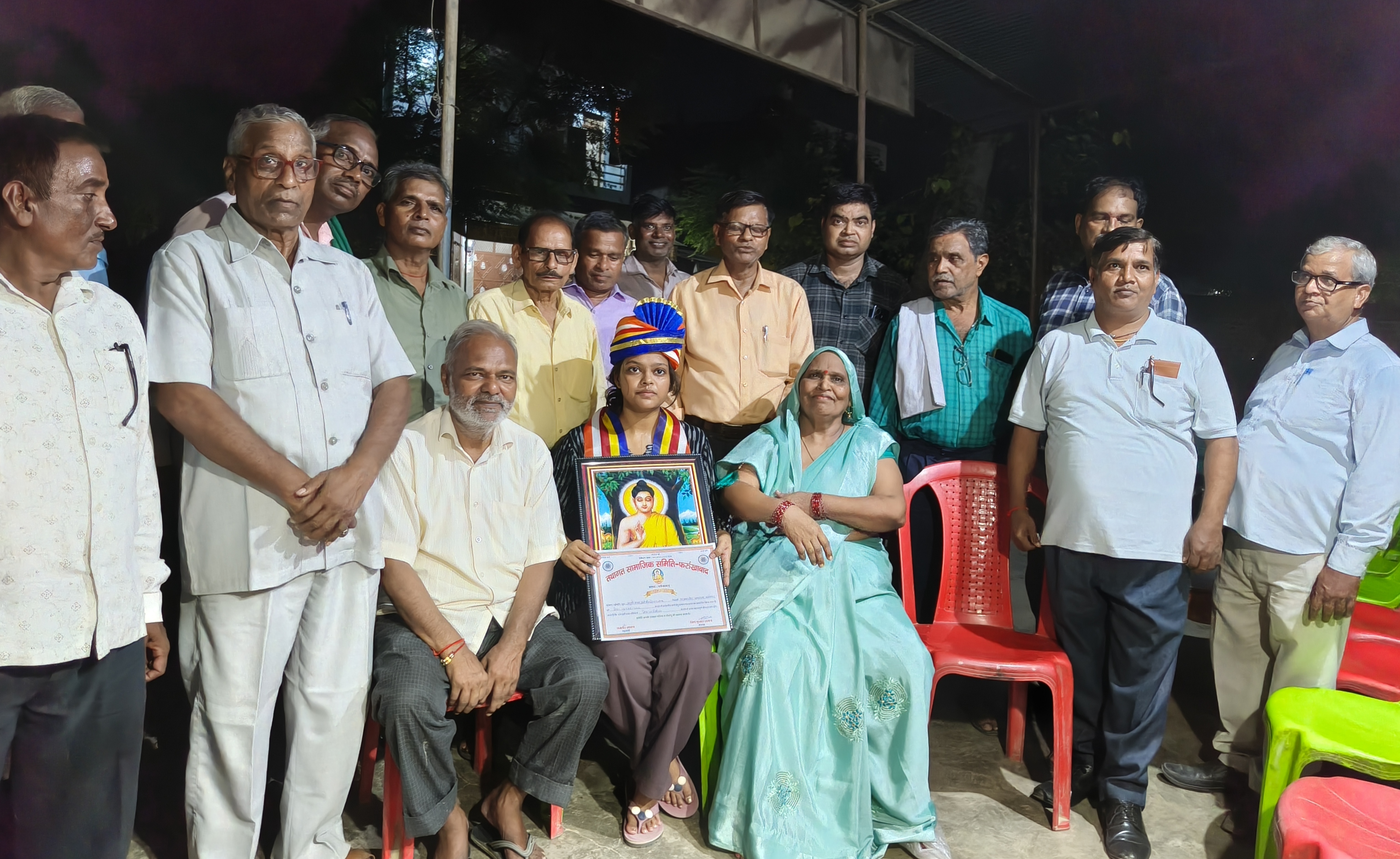 फर्रुखाबाद:BAMS में टॉपर बनने पर आयुषी शाक्य सम्मानित, TSS ने किया प्रतिभा का अभिनंदन