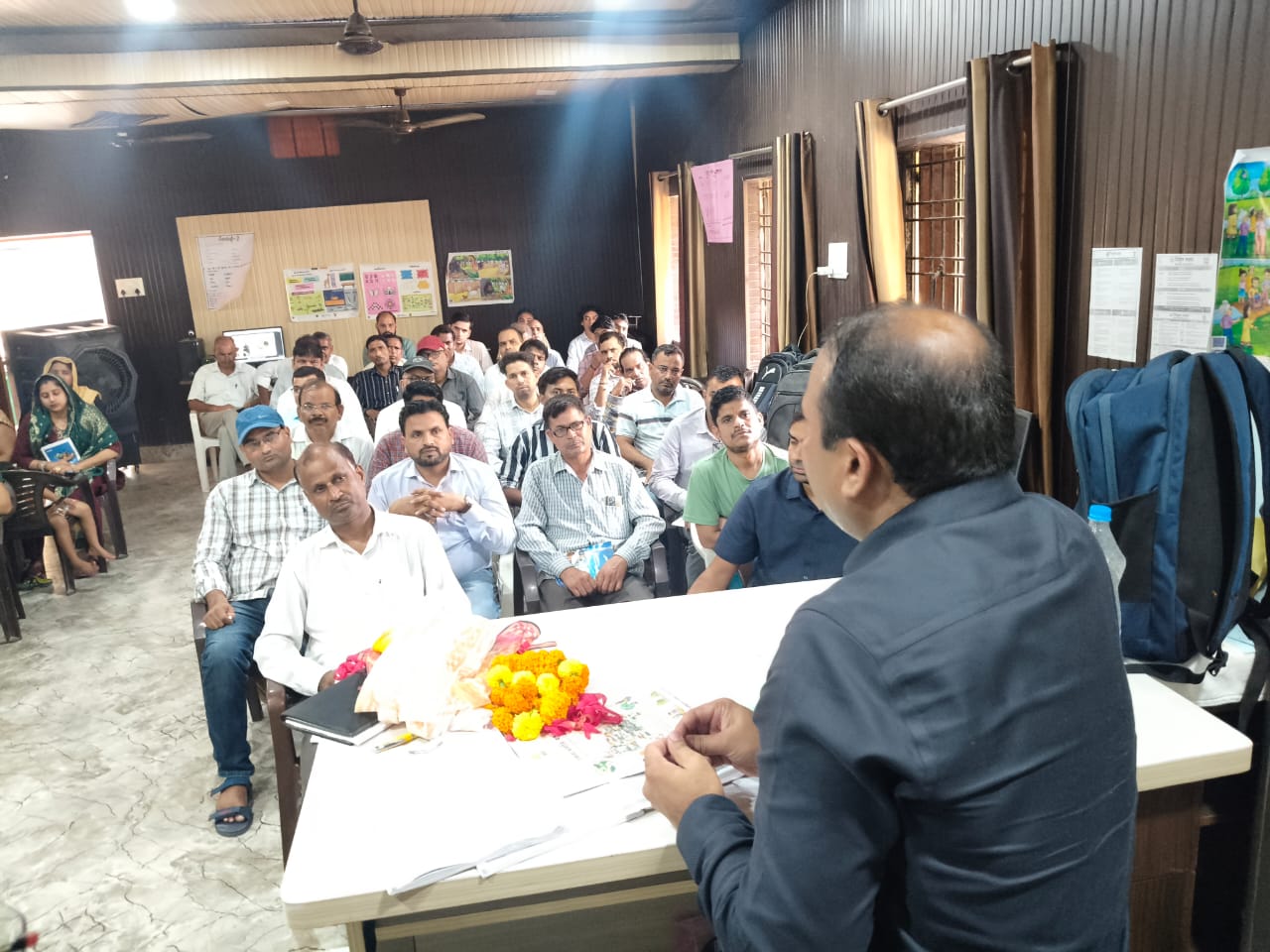 कासगंज : बेसिक शिक्षा अधिकरी ने किया औचक निरीक्षण 