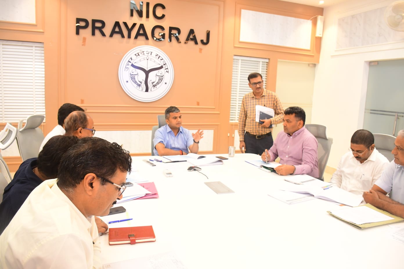 प्रयागराज ,दिनांक 23.09.2026 को अपर जिलाधिकारी (प्रशासन), प्रयागराज द्वारा अवैध खनन एवं परिवहन की रोकथाम हेतु गठित टॉस्क फोर्स टीम