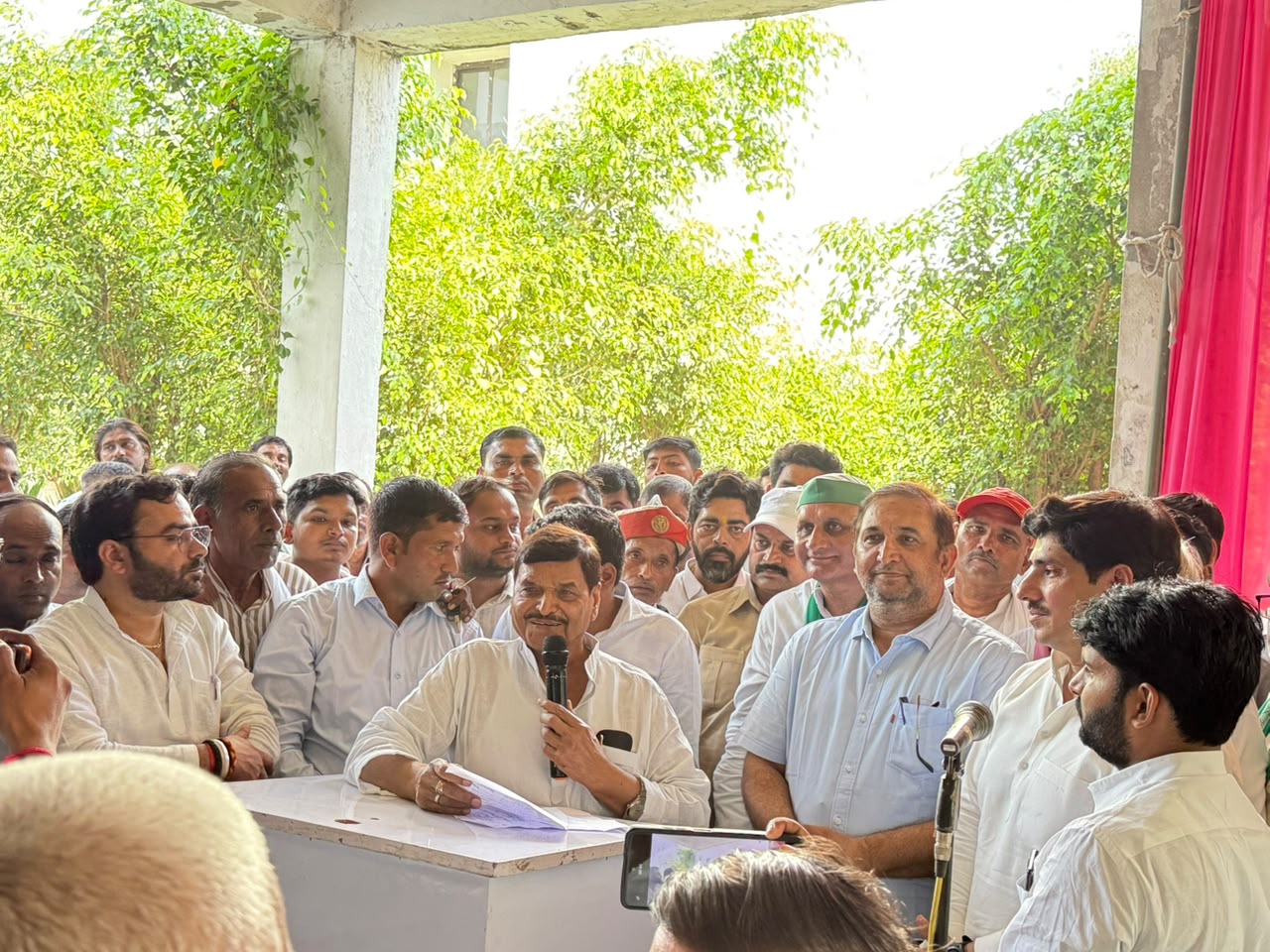 ताखा में औद्योगिक कॉरिडोर को लेकर किसानों की चिंता, राज्यपाल को भेजा प्रार्थना पत्र
