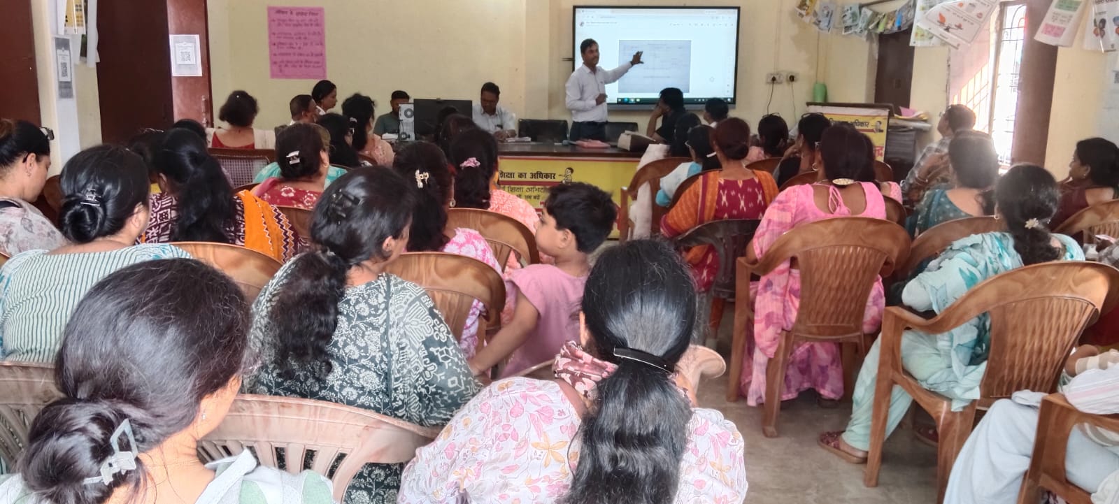 हर बच्चा निपुण बनाना हम सबका उद्देश्य विजय कुमार सिंह (खंड शिक्षा अधिकारी)