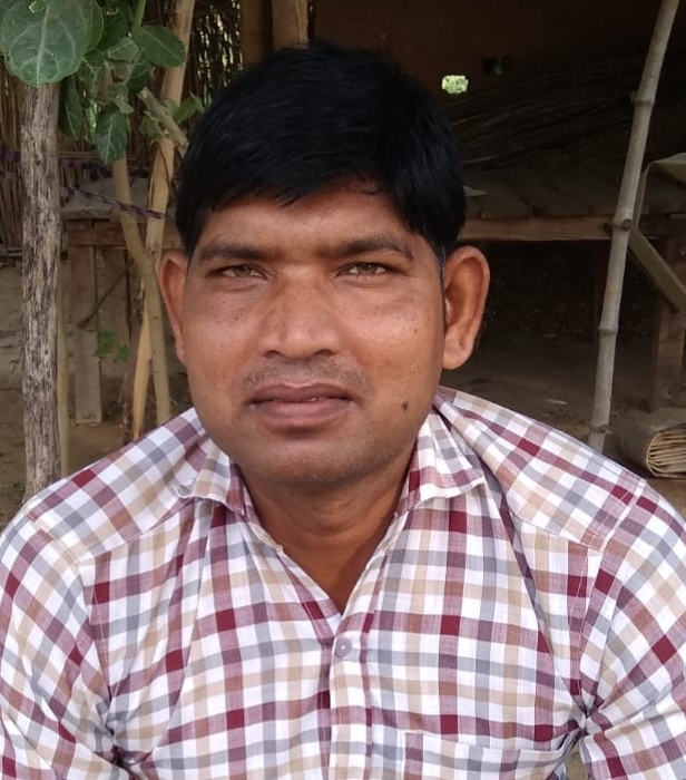  मैनपुरी : ब्रेजा कार की टक्कर से टेंट व्यवसायी प्रशांत शाक्य उर्फ गुड्डू की मौत, पत्नी गंभीर; दो बच्चों के सिर से उठा पिता का साया