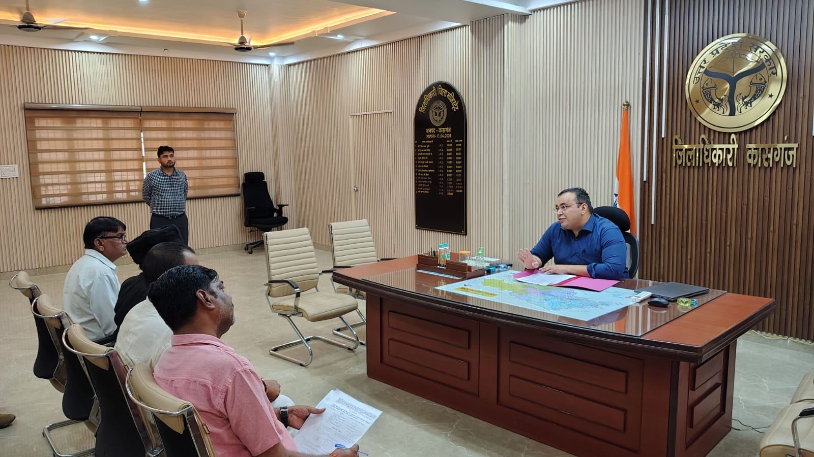  कासगंज 17 अक्टूबर को मतदाता सूची में नाम जुड़वाने के लिए चलेगा विशेष अभियान