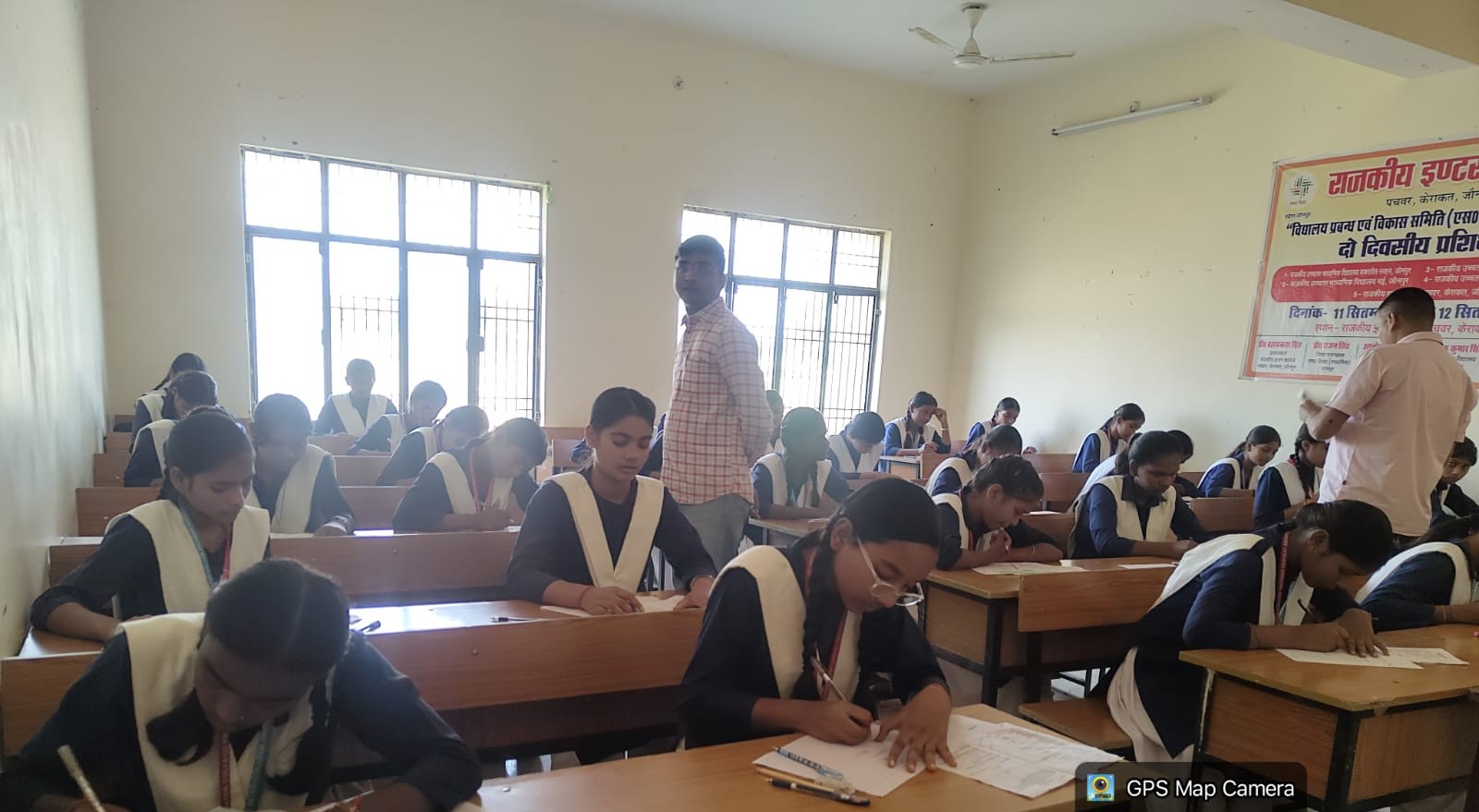 जौनपुर : 25 अक्टूबर को  उत्तर प्रदेश अधीनस्थ सेवा चयन आयोग द्वारा प्रारंम्भिक अर्हता परीक्षा पीईटी परीक्षा 