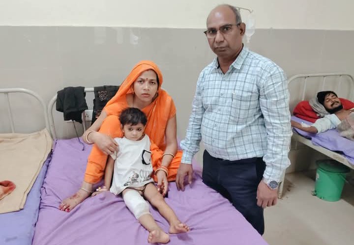 लखीमपुर खीरी: ओयल बेहजम रोड स्थित मिनी ट्रामा सेंटर बना हड्डी रोगियों के लिए वरदान, एक माह में हुए 25 सफल ऑपरेशन
